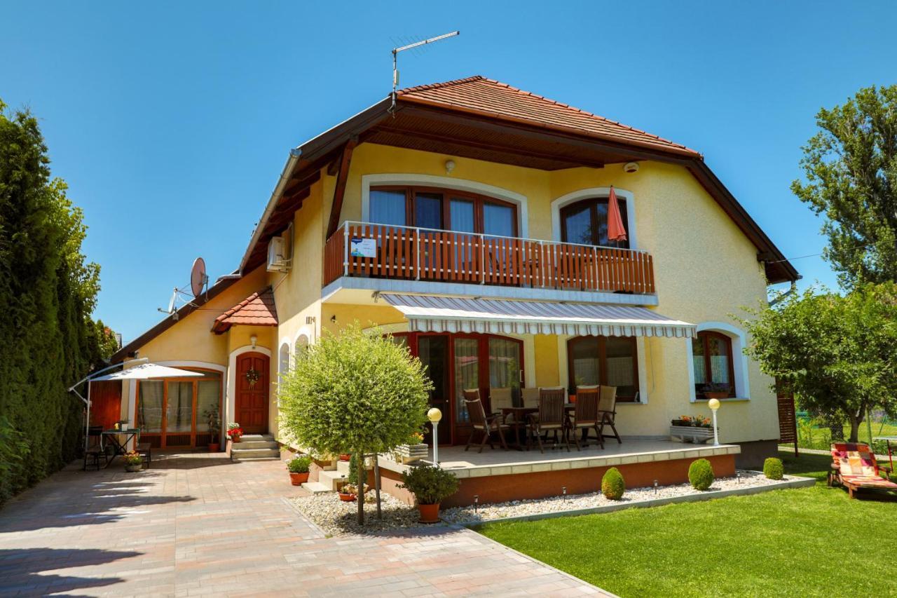 Apartman Fuzfa Balatonmariafurdo Bagian luar foto