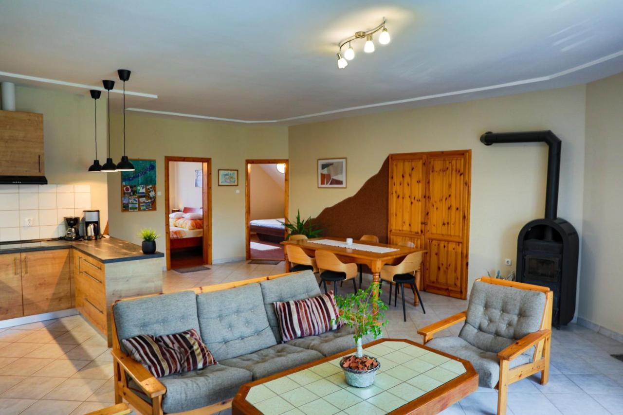 Apartman Fuzfa Balatonmariafurdo Bagian luar foto